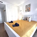 Lounge Litoralmar Апартаменти Портіман